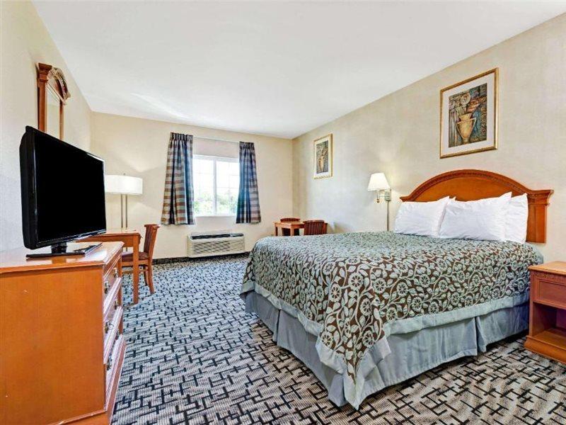 Econo Lodge Bethel - Danbury Dış mekan fotoğraf