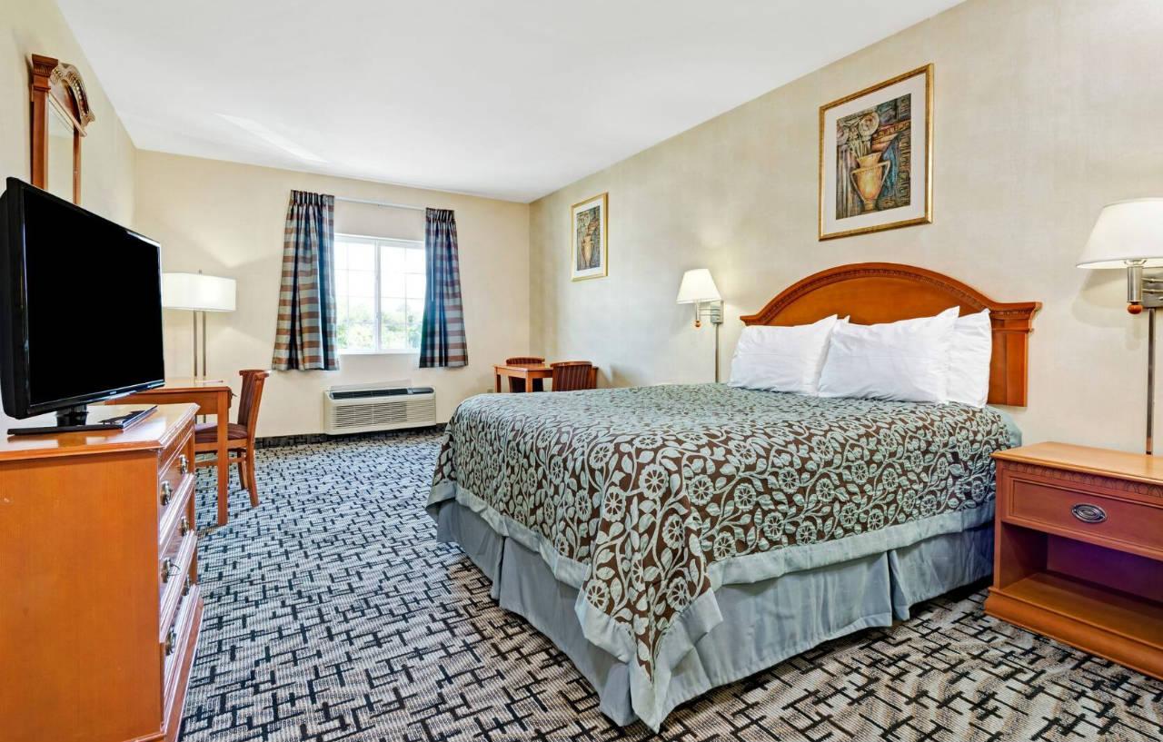 Econo Lodge Bethel - Danbury Dış mekan fotoğraf
